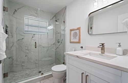 Largo Apartment | 2b2b Duplex 10 Min To The Beach