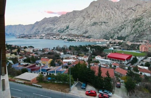 Skaljari Apartment | 2bd Modern Apt w/ Kotor Old Town & Bay