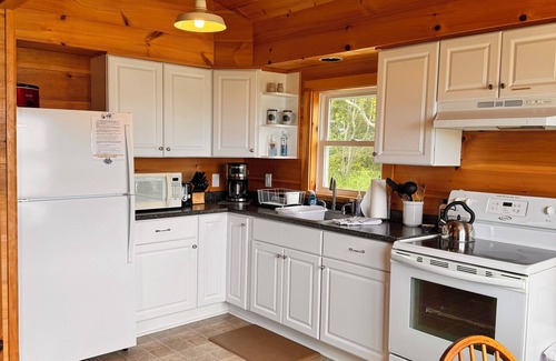 Steuben Cottage | 2bd, Pigeon Hill Bay, fire pit, star lit sky, AC in loft, quiet, Fall rate drop