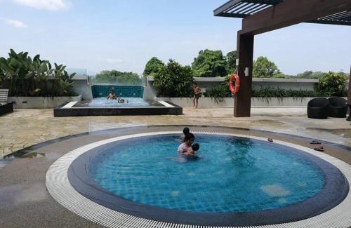 Kuching Apartment | 2BD @ USS & Car (Optional)