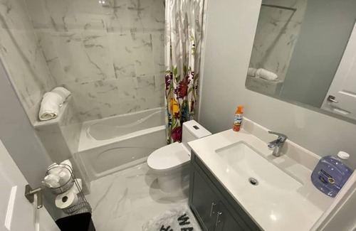 Brampton Apartment | 2Bdrm Basement Apartment Available In A Nice Neighborhood