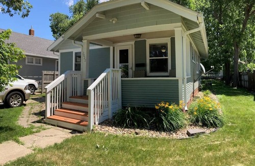 Sioux Falls House | 2Bed 1BathHouse,Wshr+Dryer,Safe Neighborhood