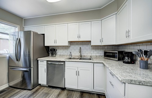 Indianapolis House | 2Bed/1Bth - King Bed Monon Trail