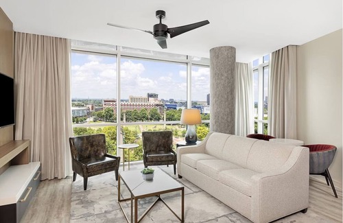 Peachtree Center Resort | 2Bed/2Bath Gorgeous New Resort in Downtown Atlanta!