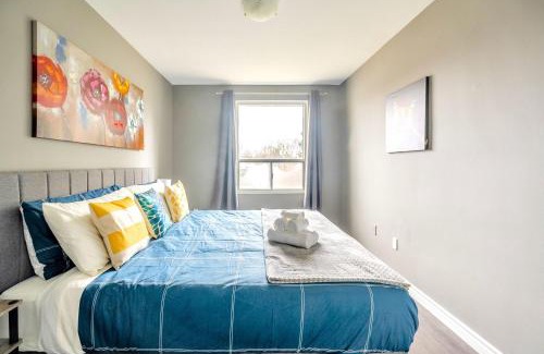 Hamilton Apartment | 2Bedroom Condo unit- Near DT Hamilton