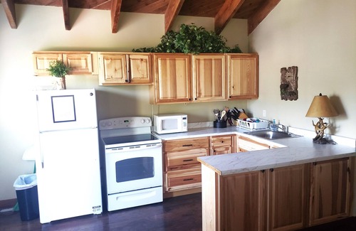West Glacier House | 2BR, 1B, Sleeps 4, Lakeview and Lake access in West Glacier