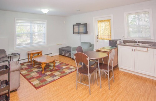 Fall River House | 2BR 1BA in Upscale Neighbourhood