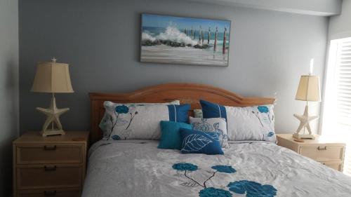 Gulf Gate Estates Apartment | 2BR/1BA Sienna Park, Sarasota Fl