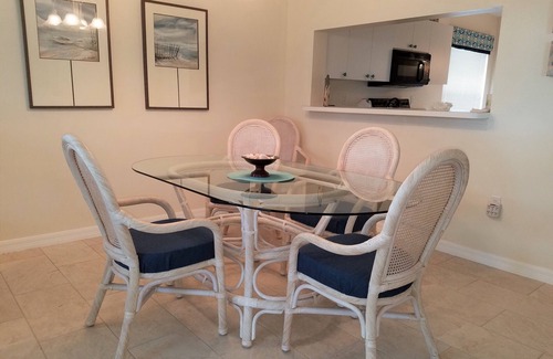 Palmer Ranch Condo | 2BR/2BA 1st Floor Condo in Stoneybrook Golf & Country Club