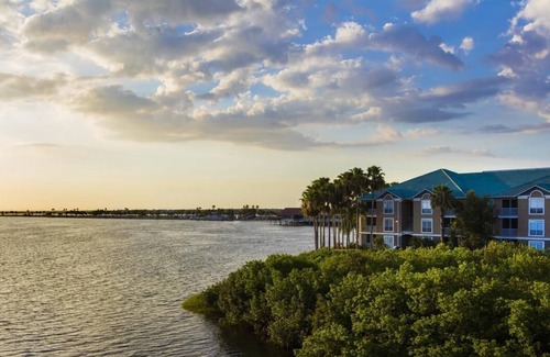 Rocky Point Condo | 2BR/2BA Condo w/Bay View, King & Queen Beds