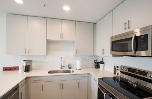 Central Sarasota Condo | 2BR 2BA Downtown Sarasota, Waterfront Views, Patio, Resort Pool, Kayaks Included