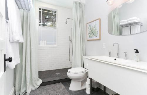 Southtown House | 2BR 2BTH with Private Pool Riverwalk Downtown