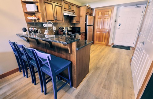 Canmore Condo | 2BR/2FLR Luxury Condo With Million$ Mountain View