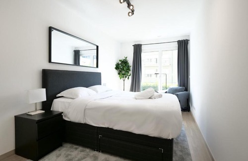 Limpertsberg Apartment | 2BR Apt 100 m2 w Terrace Garden, Free Pkg- ID-26