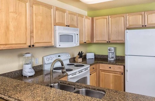 Las Vegas Condo | 2br Condo with Access to Las Vegas Strip!