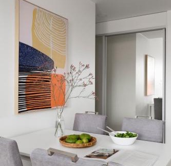 Tikkurila Apartment | 2BR design home 400 m from train station Tikkurila