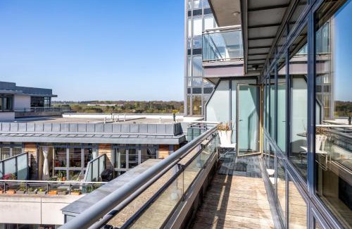 Kilmainham Apartment | 2BR Dublin Apt Balcony, Plants & Electric Piano