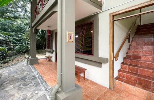 Quepos Apartment | 2BR Eco Condo 1 AC 5MINS to Medical Center