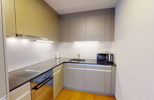 Sihlfeld Apartment | 2BR flat in the city center (West 12)