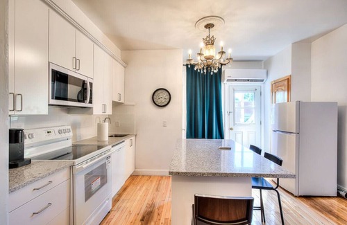 Sainte-Marie Apartment | 2BR for Montreal Relaxation & Downtown Action