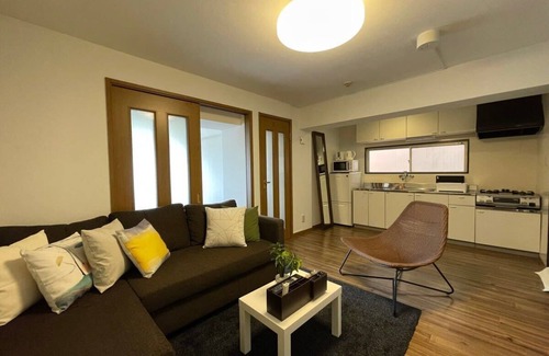 Hiroshima City Centre Apartment | 2BR good for 6PPL overlooking Peace Park w/WIFI!