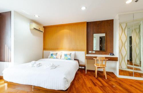 Chidlom Apartment | 2Br, Good view, BTS Chitlom, BKK