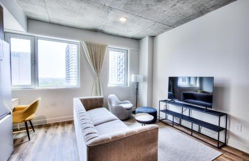 Downtown Montreal Apartment | 2Br+Gym for VIP Corporate & Students Downtown MTL