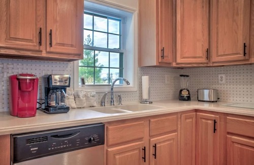 Southcrest Condo | 2BR Klonteska D4 Sum