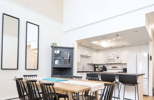 Blueberry Hill Condo | 2BR + Loft | King Bed w/Ensuite & Walk-in Closet | Communal Hot Tub & Sauna | Private Balcony