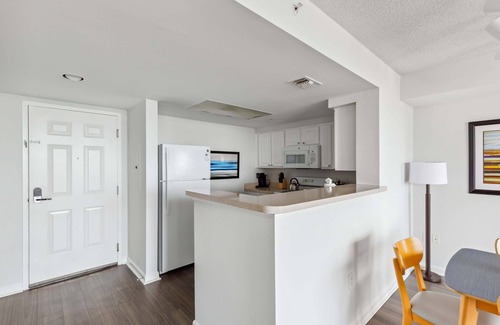 Ballston Apartment | 2BR Luxury City Suite With Gym & Pool
