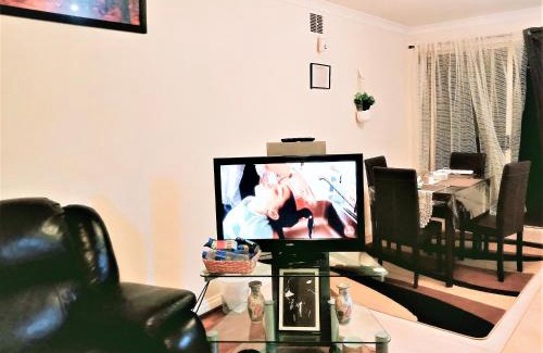 Piccadilly House | 2BR luxury house in Piccadilly