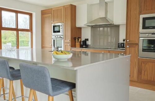 Lecemy House | 2BR Meadow View House close to Donegal Golf Club