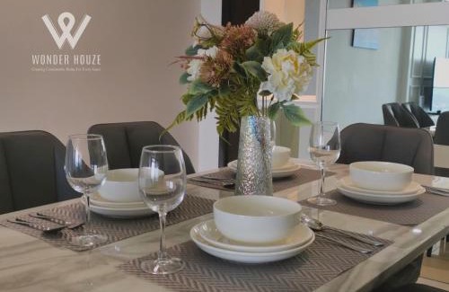 Taman Century Apartment | 2BR Modern Stay at D'Esplanade Residence above KSL Mall