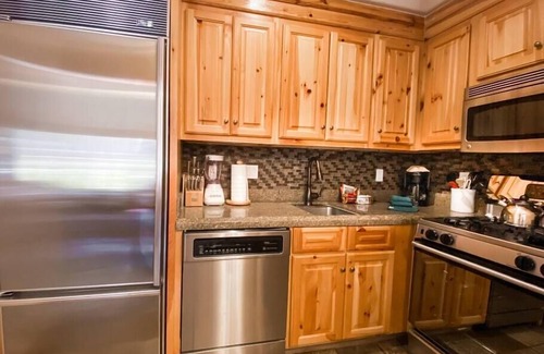 Mountain Village Condo | 2BR Mountain Lodge Luxury Skiin/out Best Amenities