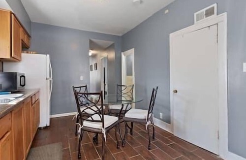 Aurora Apartment | 2BR+Office Apt. Near Metra, I-88 & Naperville
