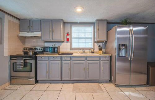 Union Park House | 2br Orlando Escape Close To Disney Pet-friendly