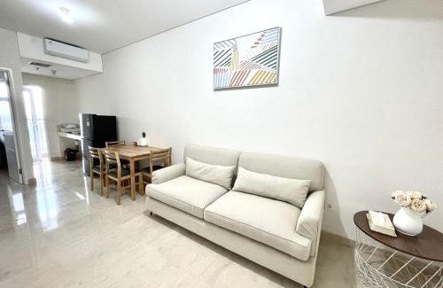 Kesawan Apartment | 2BR Podomoro w/access to mall