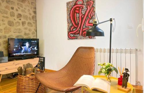 Fundao Villa | 2br River Beach Historic Village
