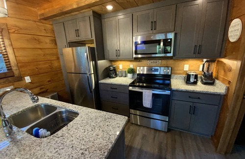 Townsend Cabin | 2BR "Riverside" Cabin Overlooking the "Little River" in Townsend,TN Family Owned