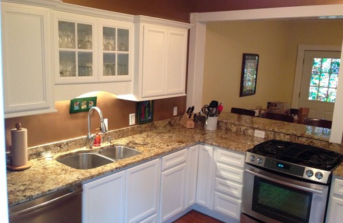 Suttons Bay Apartment | 2br Suite with Private Garden - Downtown Suttons Bay - Walk to Everything!