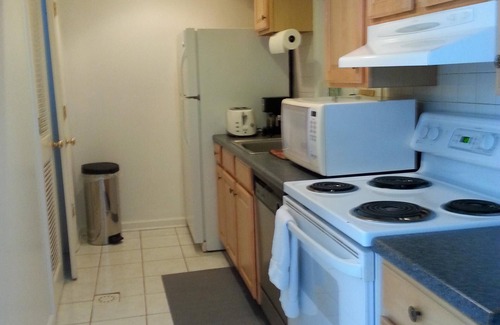 Foxhall Village House | 2BR Unit Walking to Georgetown Univercity DC MedStar Safe Super price