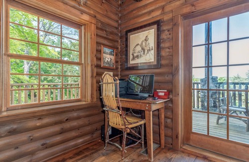 Indian Point Condo | 2BR Village At Indian Point 704 near SDC-Free Tickets Daily up to $500 Value