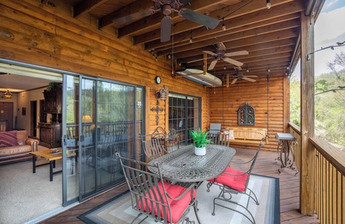 Indian Point Condo | 2BR Village At Indian Point 1904 near SDC - Free Tickets Daily up to $500