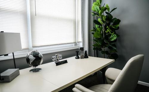 Belmont Cragin Apartment | 2BR w Workspace and Coffee Bar Near Transit