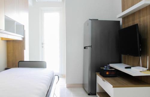 Bekasi Apartment | 2BR with Sofa Bed at Springlake Summarecon Apartment By Travelio