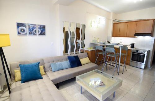Vardaris Apartment | 2downtown.dandelion