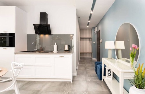 Trzebiatow Apartment | 2Homerent | Beachside | Pool | Secure | Parking