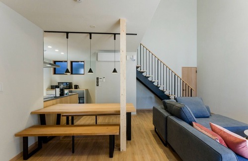Fujikawaguchiko House | 2LDK maisonette standing in the forest/Minamitsuru District Yamanashi
