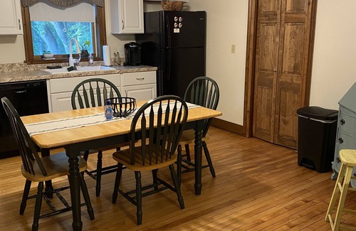Rotterdam Junction Apartment | 2nd floor remodeled Farm house