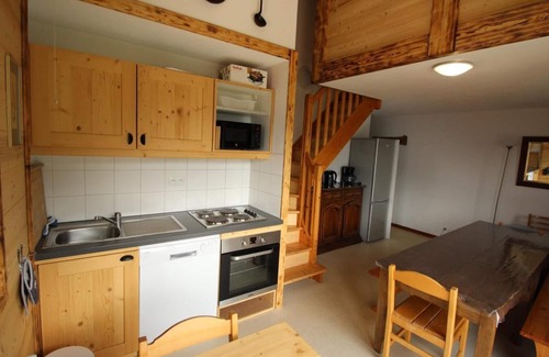 Valfrejus Apartment | 2nd floor, view mountain, balcony, tv, ski locker, 90m², Valfréjus